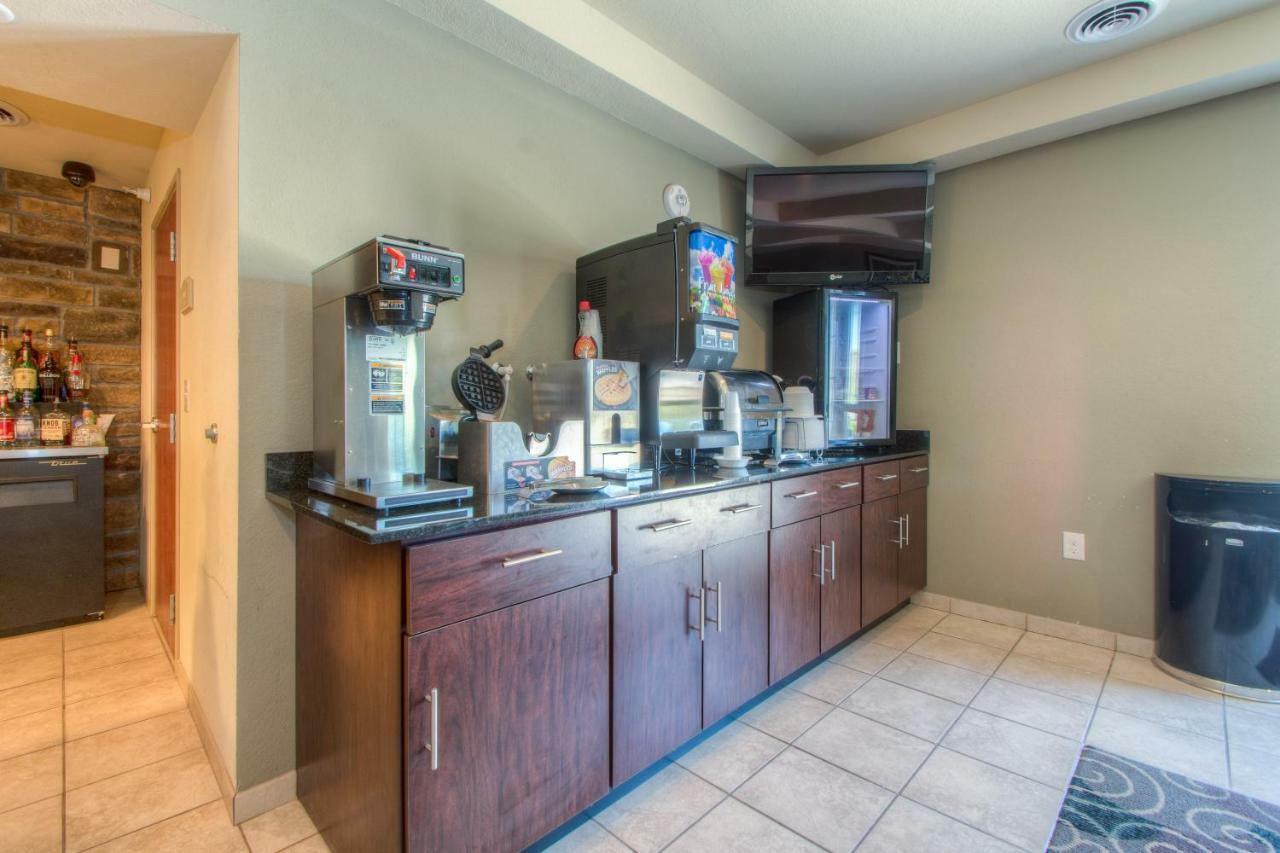 Cobblestone Inn&Suites - Wray Extérieur photo