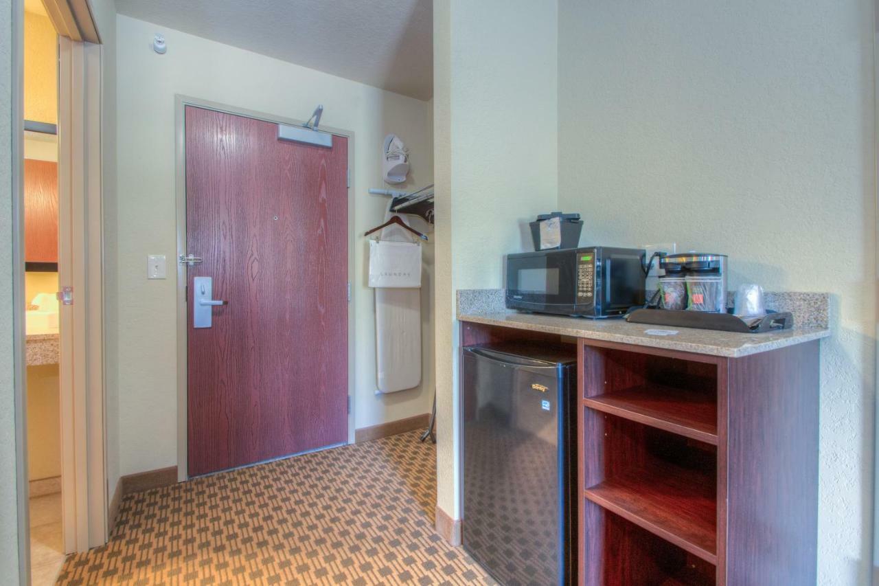 Cobblestone Inn&Suites - Wray Extérieur photo